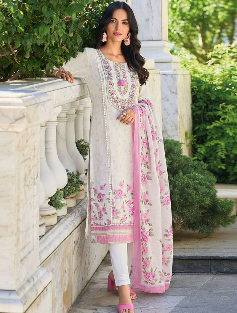 Floral Printed Round Neck Thread Work Linen Kurta With Trousers & Dupatta