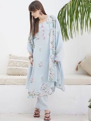 Floral Embroidered Thread Work Pure Cotton Kurta & Trousers With Dupatta 1