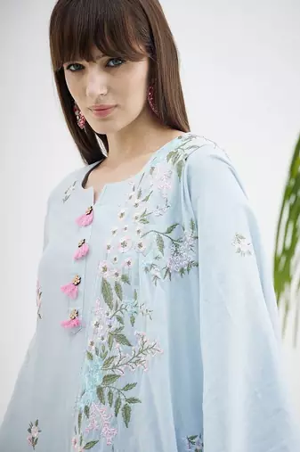 Floral Embroidered Thread Work Pure Cotton Kurta & Trousers With Dupatta
