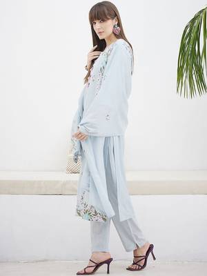 Floral Embroidered Thread Work Pure Cotton Kurta & Trousers With Dupatta 3