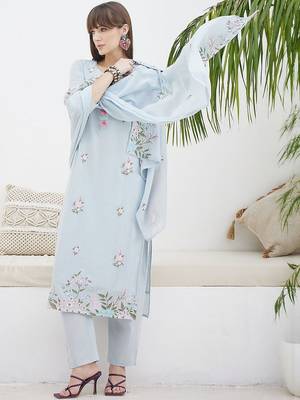 Floral Embroidered Thread Work Pure Cotton Kurta & Trousers With Dupatta 5
