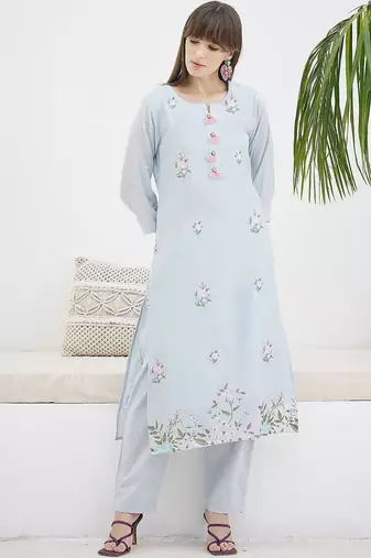 Floral Embroidered Thread Work Pure Cotton Kurta & Trousers With Dupatta