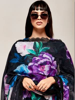 Women Floral Printed Regular Kurta with Trousers & With Dupatta 2