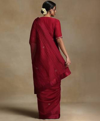 Crimson red hand embroidered chanderi saree set 2