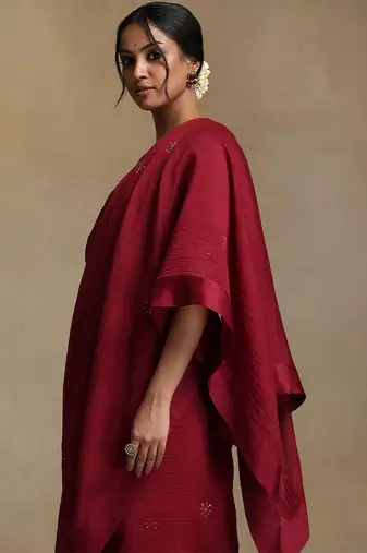 Crimson red hand embroidered chanderi saree set
