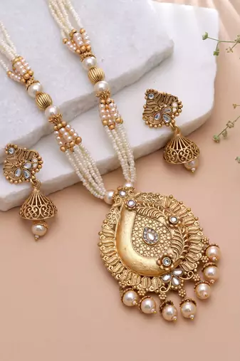 White color temple necklace jewelry set festive style
