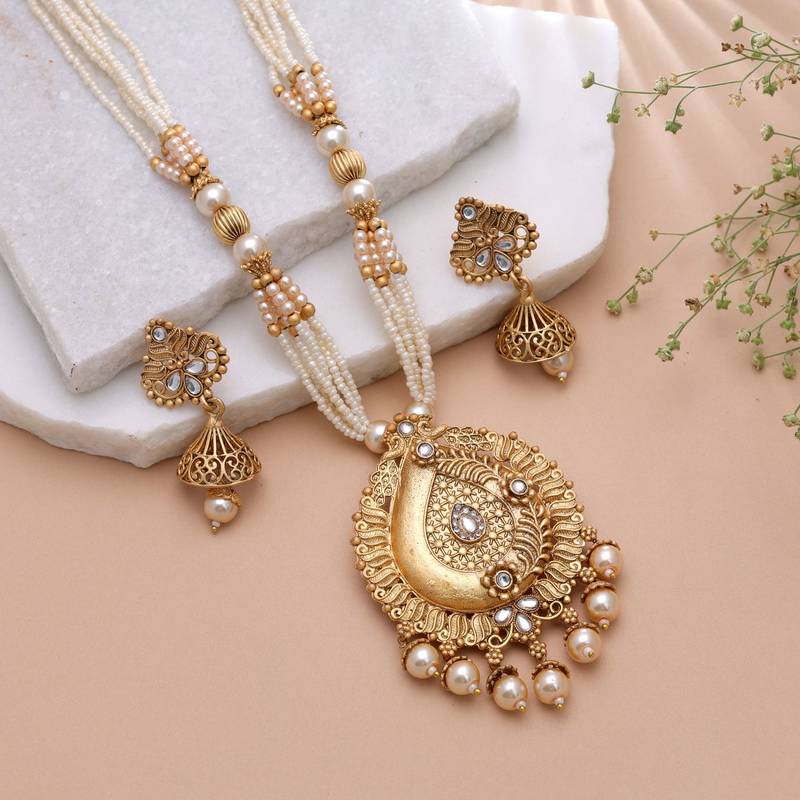 White color temple necklace jewelry set festive style