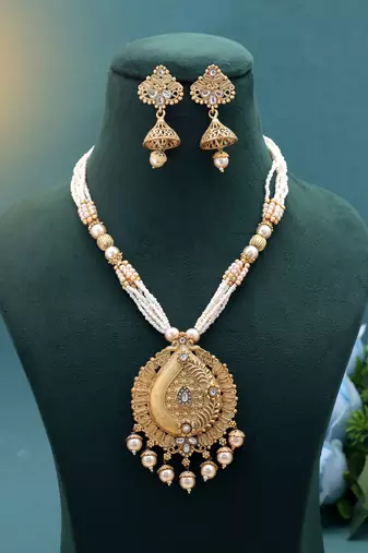 White color temple necklace jewelry set festive style