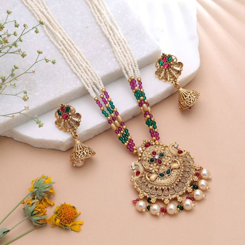 White color temple necklace jewelry set south indian style