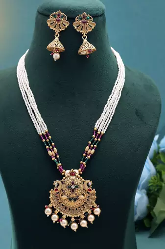 White color temple necklace jewelry set south indian style