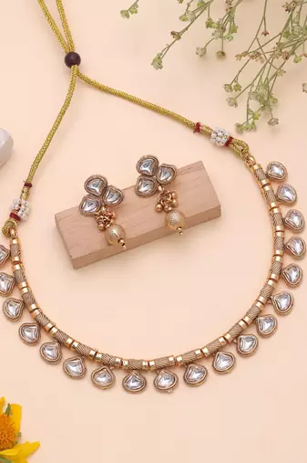White color temple necklace jewelry set handmade antique style