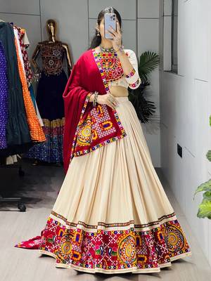 VANILA TONE RAYON PARTY WEAR EMBROIDERY LEHENGA CHOLI   3