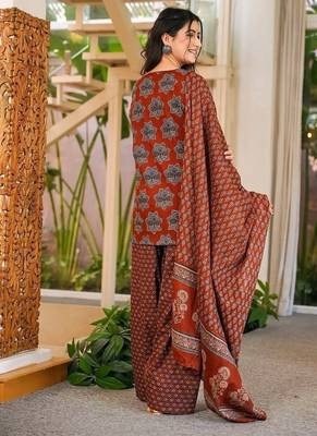 Floral printed pure cotton round neck kurta trouser & dupatta set 2