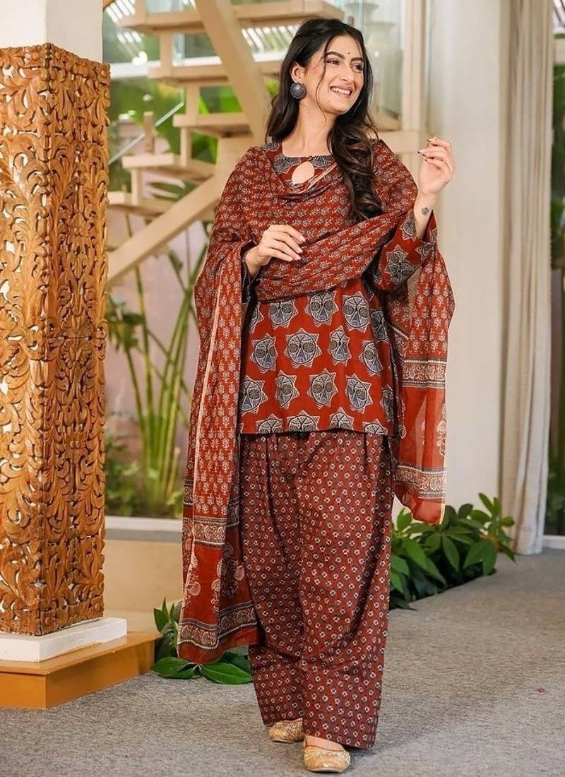 Floral printed pure cotton round neck kurta trouser & dupatta set