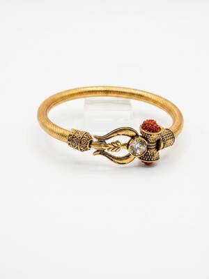 gold plated trishool design rudraksh rakhi bracelet with roli chawal chandan mishri 4
