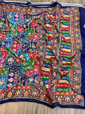 multicolor silk blend printed saree with geometric print 2