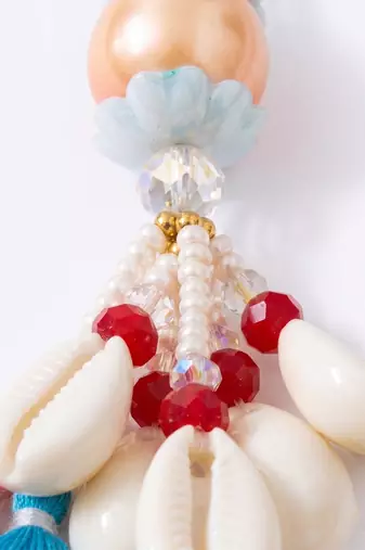 set of 2 multicolor artificial beads & sea shell bhaiya bhabhi rakhi with roli chawal