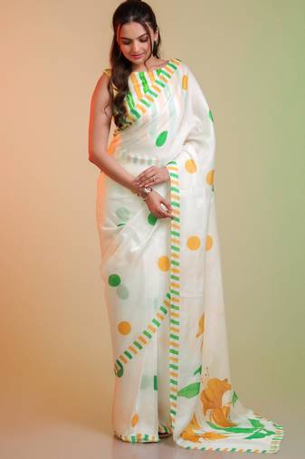 TIRCOLOR silk blend printed saree with abstract print