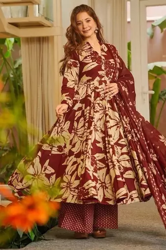 Floral printed muslin v neck maroon anarkali set