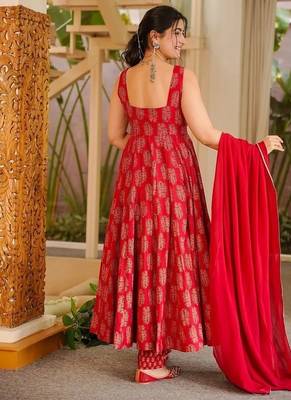 Floral printed muslin square neck red anarkali set 2
