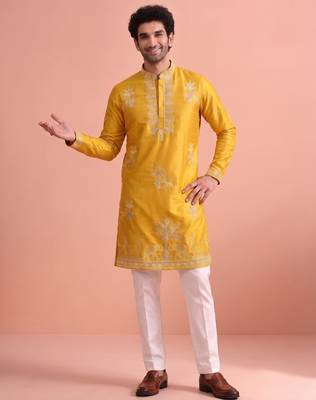 Men embroidered satin fabric embroidered kurta set 1