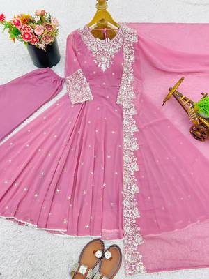 Pink faux blooming anarkali gown set with dupatta 2