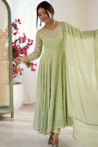 Green faux blooming anarkali gown set with dupatta