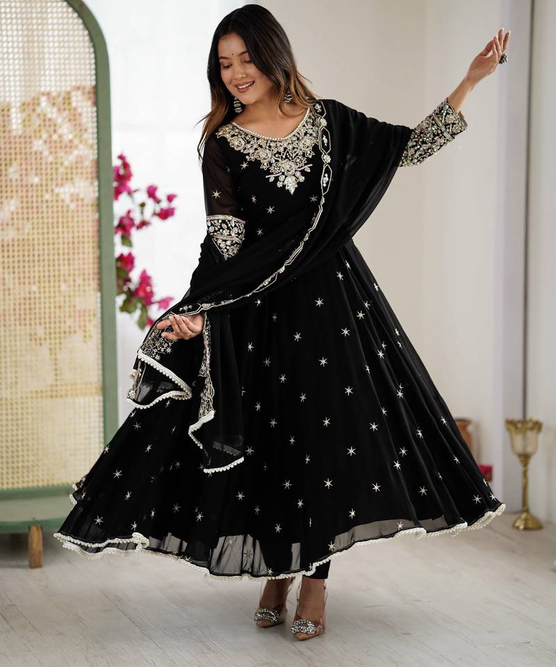 Black faux blooming anarkali gown set with dupatta