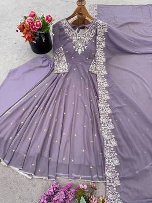 Lavender faux blooming anarkali gown set with dupatta 2