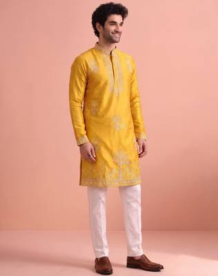 Men embroidered satin fabric embroidered kurta set 4