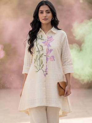 Women Floral Printed Regular Pure Cotton Kurta with Trousers 1