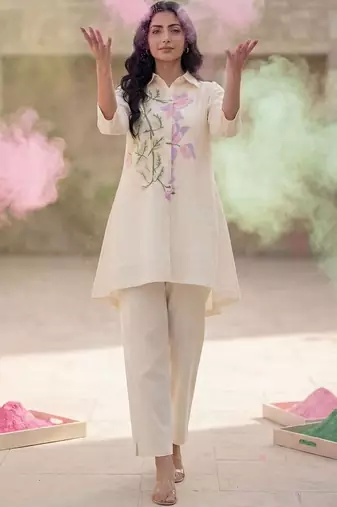 Women Floral Printed Regular Pure Cotton Kurta with Trousers