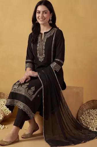 Women Ethnic Motifs Embroidered Regular Thread Work Kurta with Trousers & With Dupatta