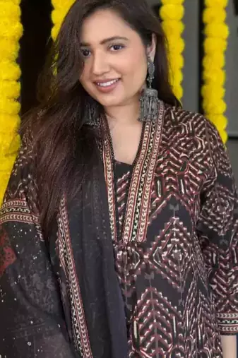 Rich black shade detailed with intricate traditional prints and motifs Kurta and pant and dupatta 