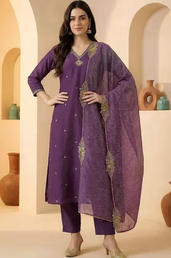 Women Ethnic Motifs Embroidered Regular Kurta with Trousers & With Dupatta