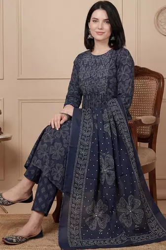Women Ethnic Motifs Printed Regular Beads and Stones Pure Cotton Kurta with Trousers & With Dupatta