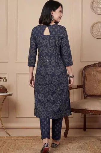 Women Ethnic Motifs Printed Regular Beads and Stones Pure Cotton Kurta with Trousers & With Dupatta