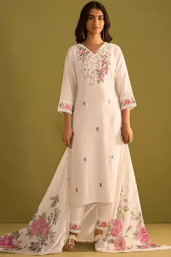 Women Floral Embroidered Regular Thread Work Kurta with Trousers & With Dupatta
