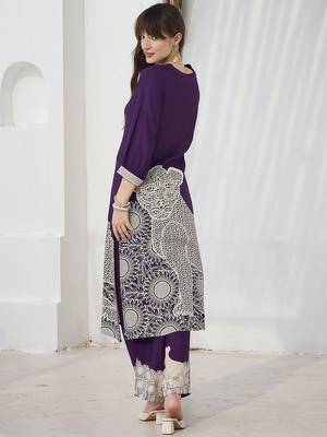 Geometric Printed V-Neck A-Line Kurta & Palazzos 4