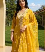 Women Ethnic Motifs Embroidered Regular Kurta with Trousers & Dupatta