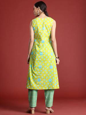 Bandhani Printed Pure Cotton Kurta with Trousers 6