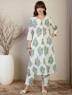 Floral Printed V Neck A Line Pleated Pure Cotton Kurta With Trousers 2