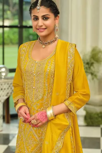 Women Ethnic Motifs Embroidered Regular Sequinned Kurta with Palazzos & With Dupatta