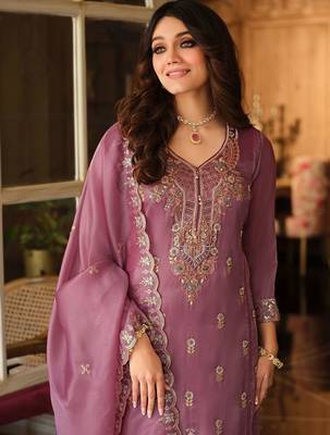 Women Ethnic Motifs Embroidered Regular Thread Work Kurta with Trousers & With Dupatta 3