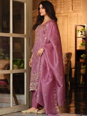 Women Ethnic Motifs Embroidered Regular Thread Work Kurta with Trousers & With Dupatta 6
