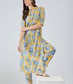 Women Floral Printed Regular Kurta with Trousers