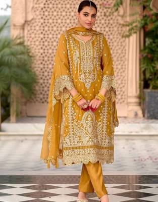 Women Ethnic Motifs Embroidered Regular Thread Work Kurta With Trousers & Dupatta 1