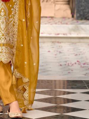 Women Ethnic Motifs Embroidered Regular Thread Work Kurta With Trousers & Dupatta 2