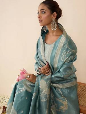 Women Ethnic Motifs Regular Kurta with Trousers & With Dupatta 4
