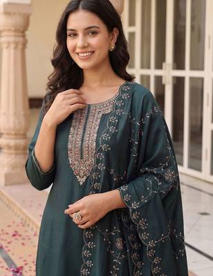 Women Ethnic Motifs Embroidered Regular Thread Work Kurta with Trousers & With Dupatta 2